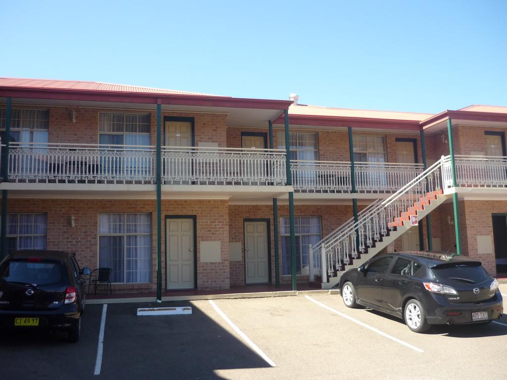 Heritage Motor Inn Goulburn Ngoại thất bức ảnh