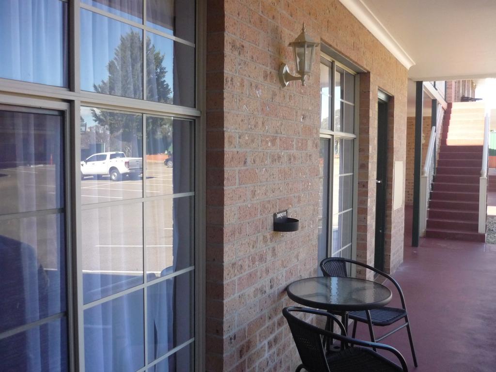 Heritage Motor Inn Goulburn Ngoại thất bức ảnh