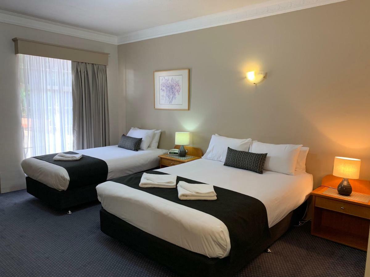 Heritage Motor Inn Goulburn Ngoại thất bức ảnh